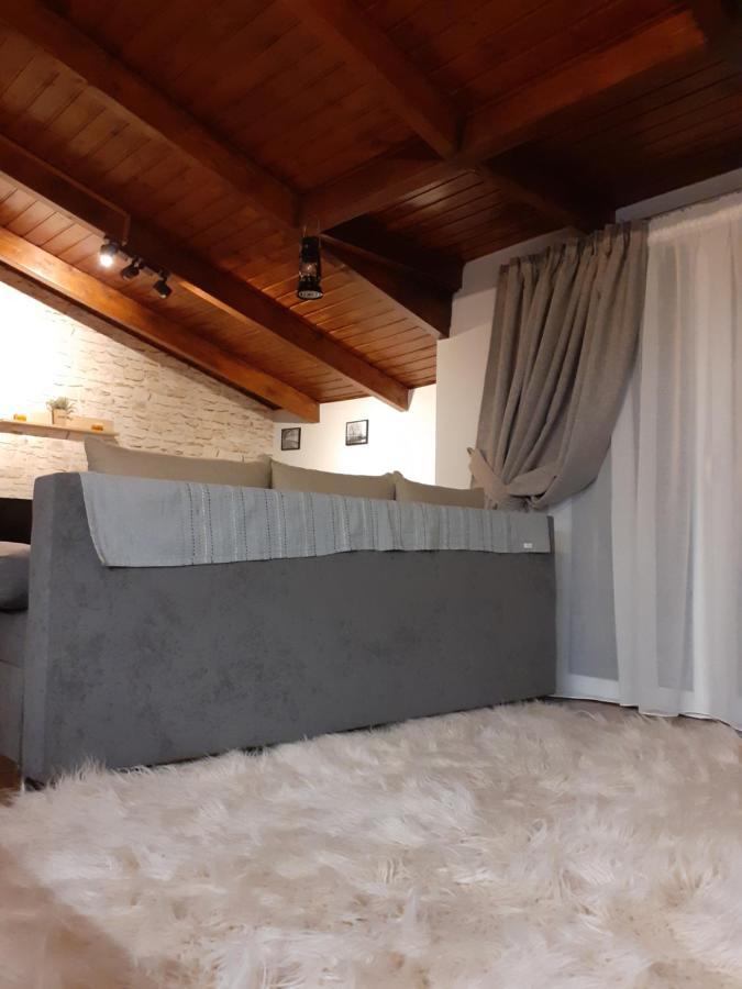 Апартаменты The View Attic Янина Экстерьер фото