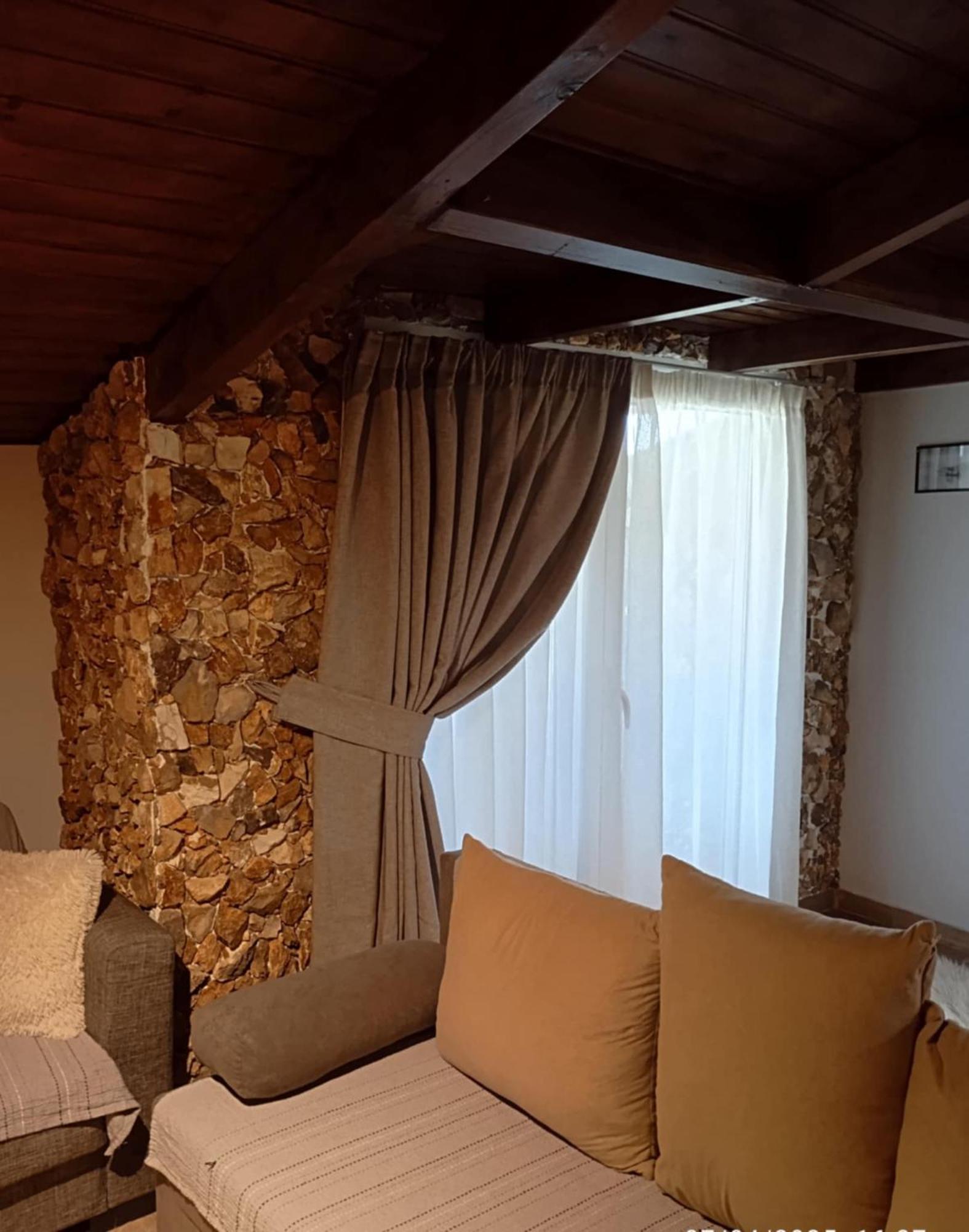 Апартаменты The View Attic Янина Экстерьер фото
